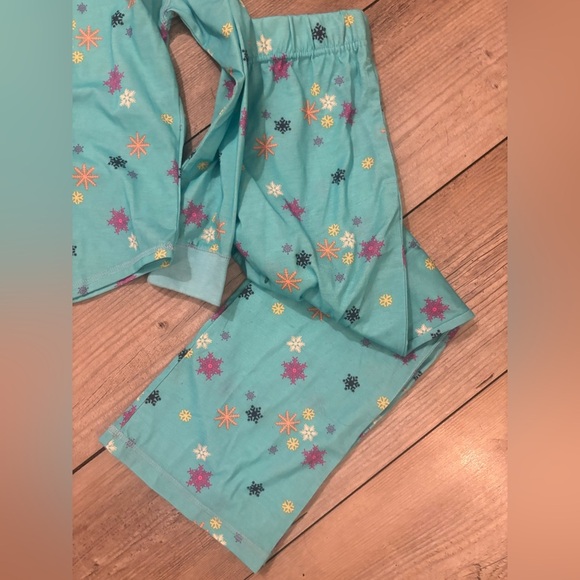 Girls Size 10-12 Pajama outfit - New Never Worn - Picture 3 of 6